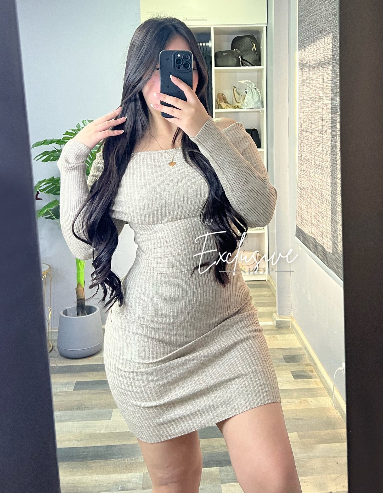 Vestido Cuello Barco